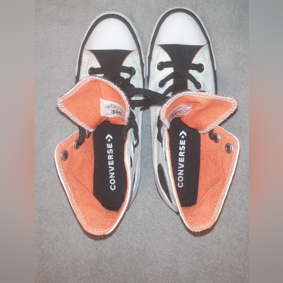 Converse high tops Sz.6M Sz.8W EUC. Black/White/Orange - Picture 3 of 7